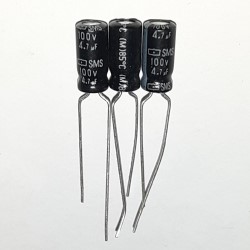 4.7µF/100V